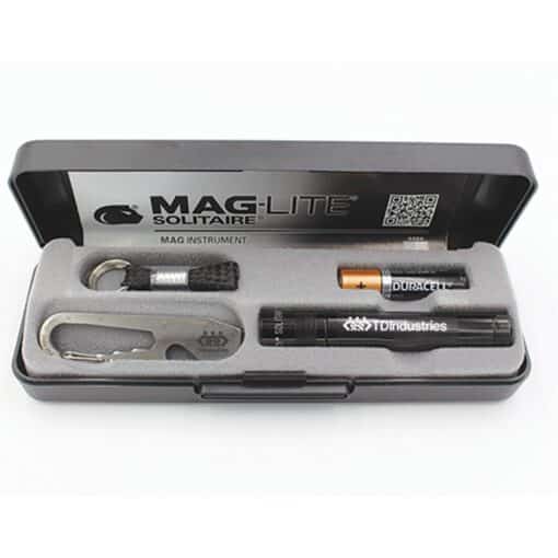 Maglite® Solitaire Flashlight w/Nite Ize® DoohicKey Tool-4